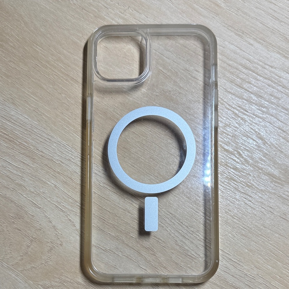 iPhone 15 Plus Otterbox Transparent Phone Case with MagSafe Ring